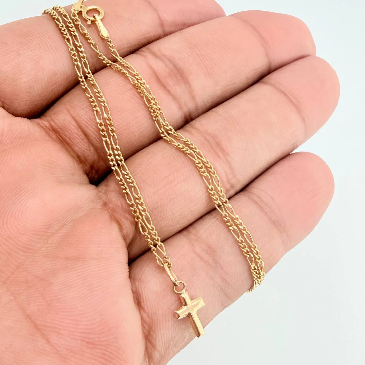 Set Cadena y Dije Figaro + Cruz 1.7gr / 50.1cm / 1.25mm Oro Amarillo 18K (Oferta) $ - Image 3