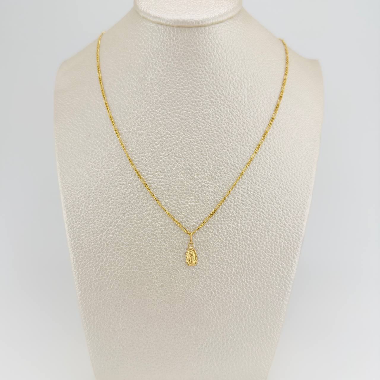 Set Cadena y Dije Figaro + Virgen Guadalupe 1.7gr / 50cm / 1.37mm Oro Amarillo 18K (Oferta) $ - Image 6