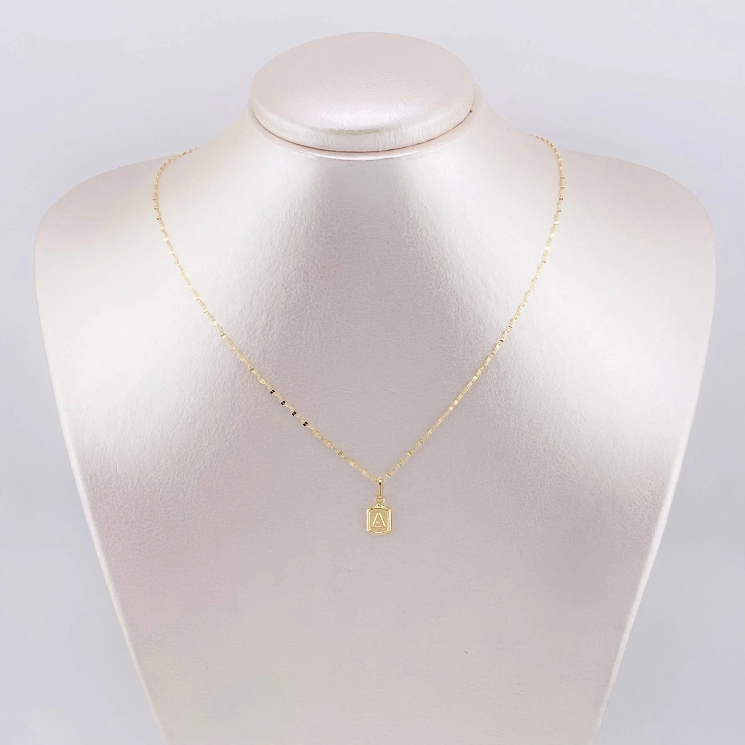 Set Cadena y Dije Flor Espejo + Dije Letra A 1.4gr / 45cm / 1.3mm Oro Amarillo 18K (Oferta) - Image 5