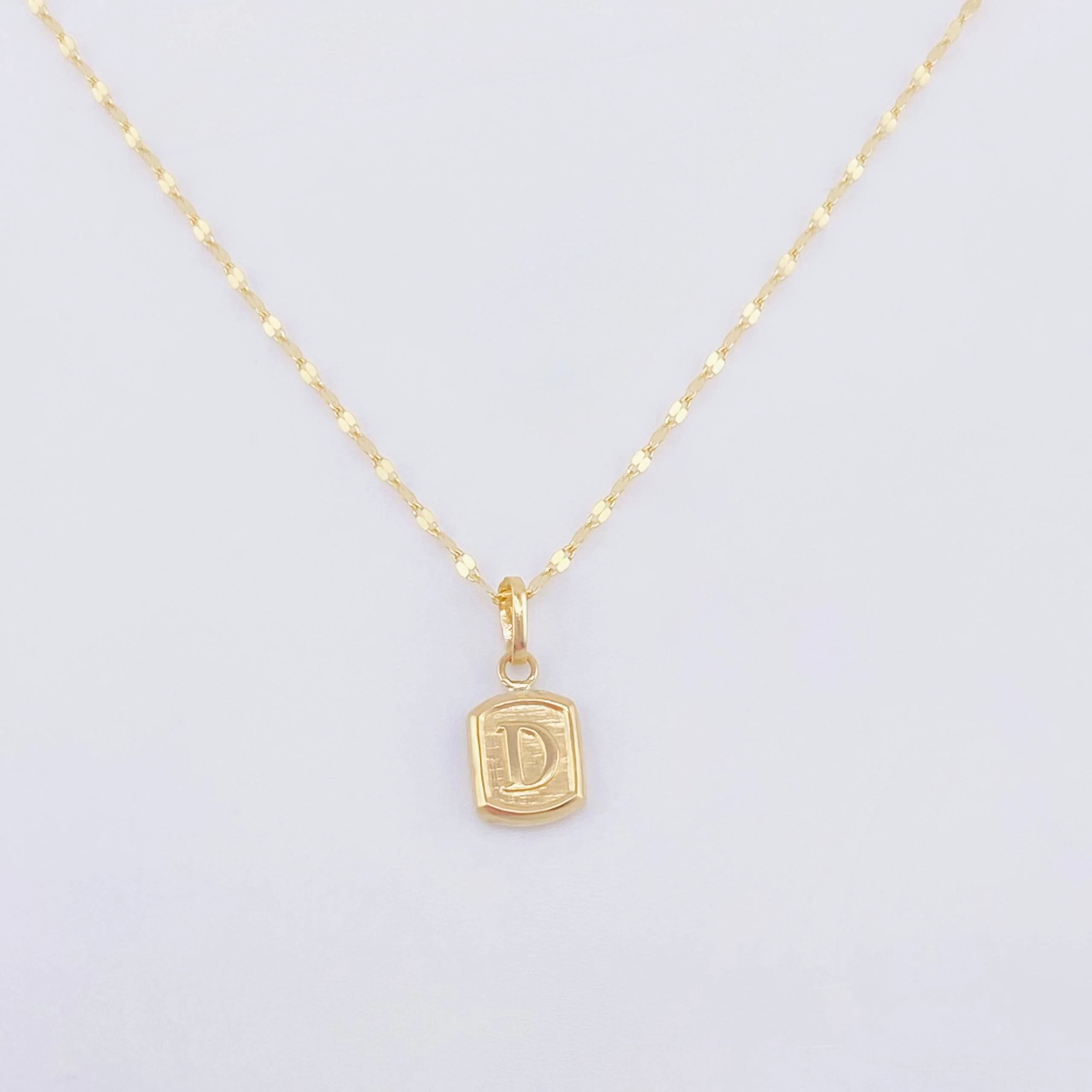 Set Cadena y Dije Flor Espejo - Letra D 1.35gr / 45cm / 1.2mm Oro Amarillo 18K (Oferta) ©