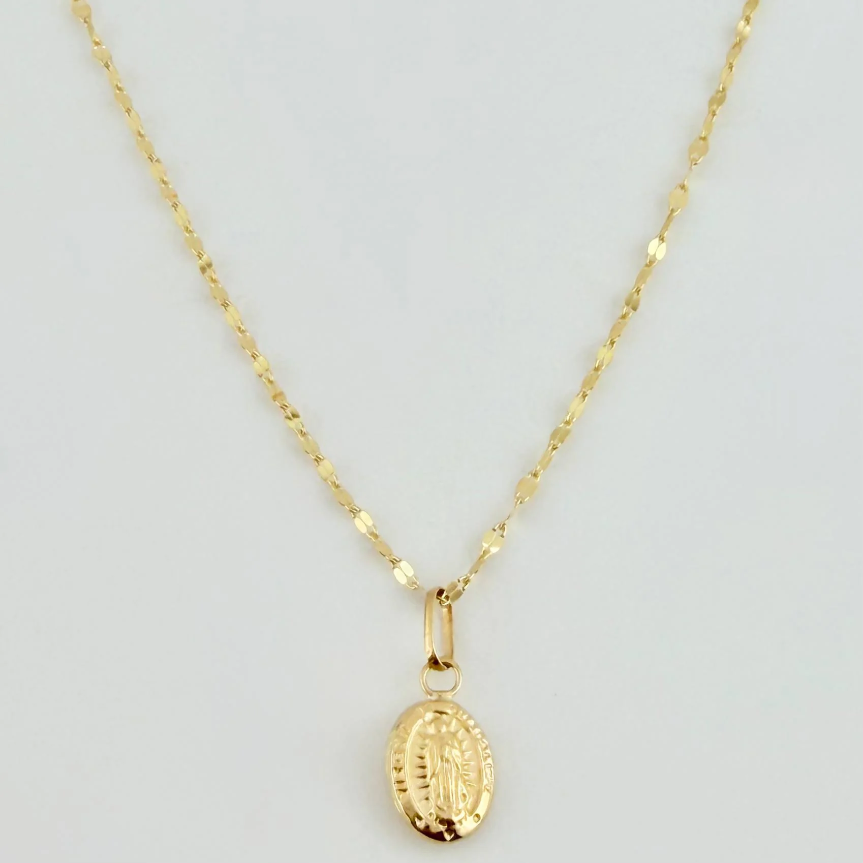 Set Cadena y Dije Flor Espejo + Virgen Guadalupe 1.4gr / 50cm / 1.3mm Oro Amarillo 18K (Oferta) - Image 6