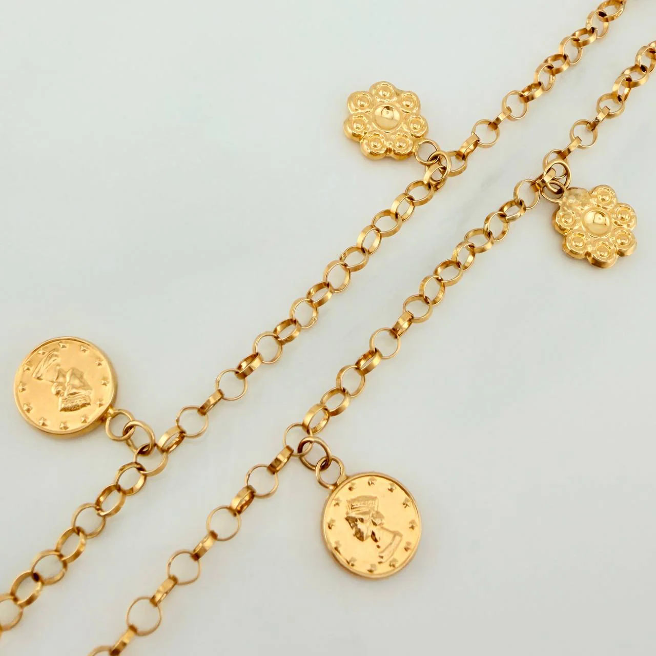 Tobillera Aro Seguido Dijes 5.85gr / 26.5cm / 2.97mm Oro Amarillo 18K % - Image 3