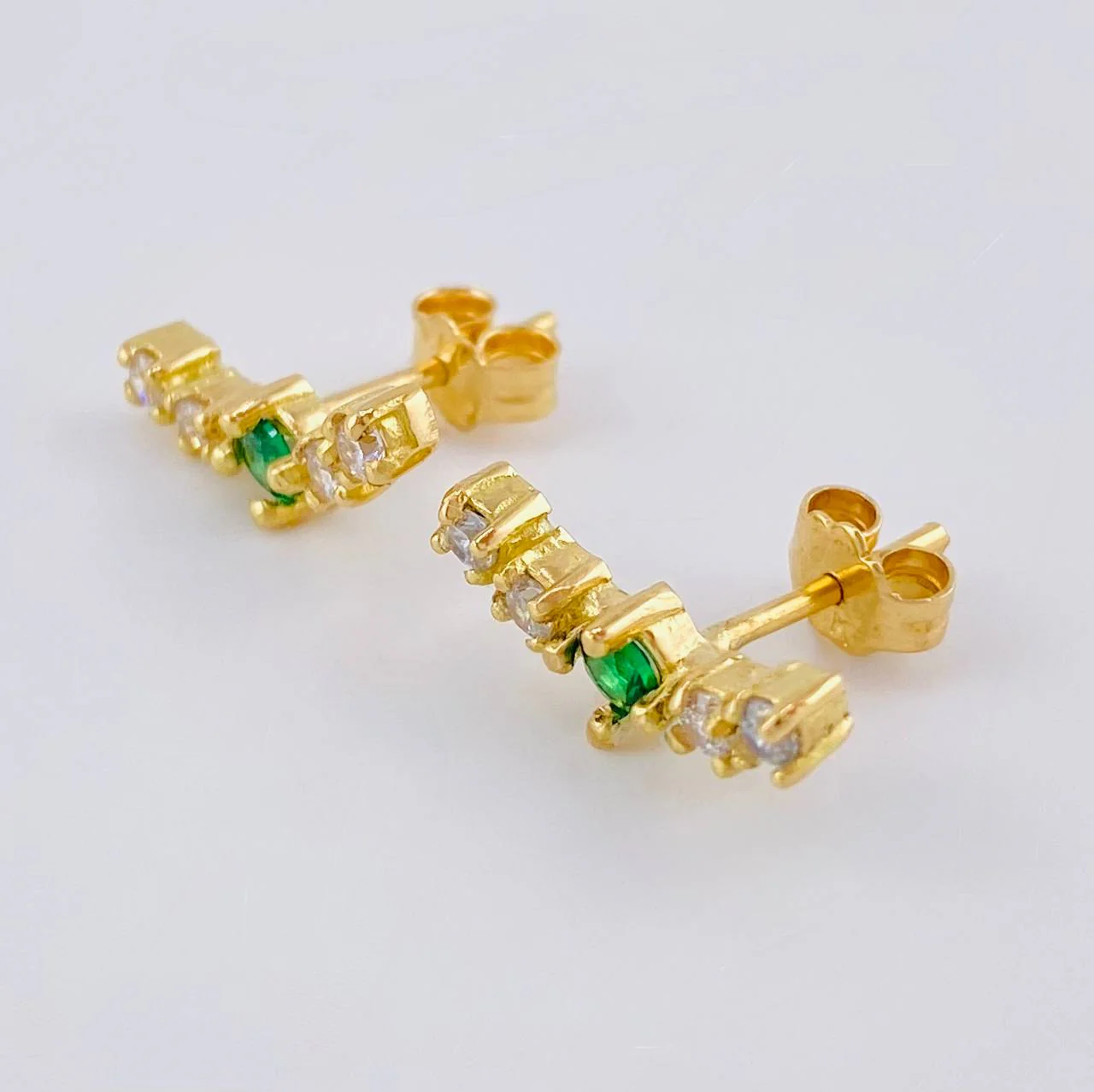 Topos Arco 2.2 g / 1.5 cm Oro Amarillo 18K - Image 2