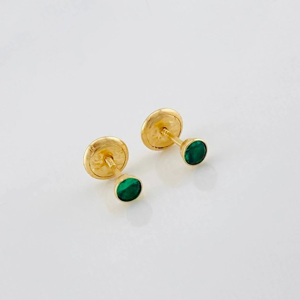 Topos Bisel 0.65 g / 4.39 mm Oro Amarillo 18K - Image 2