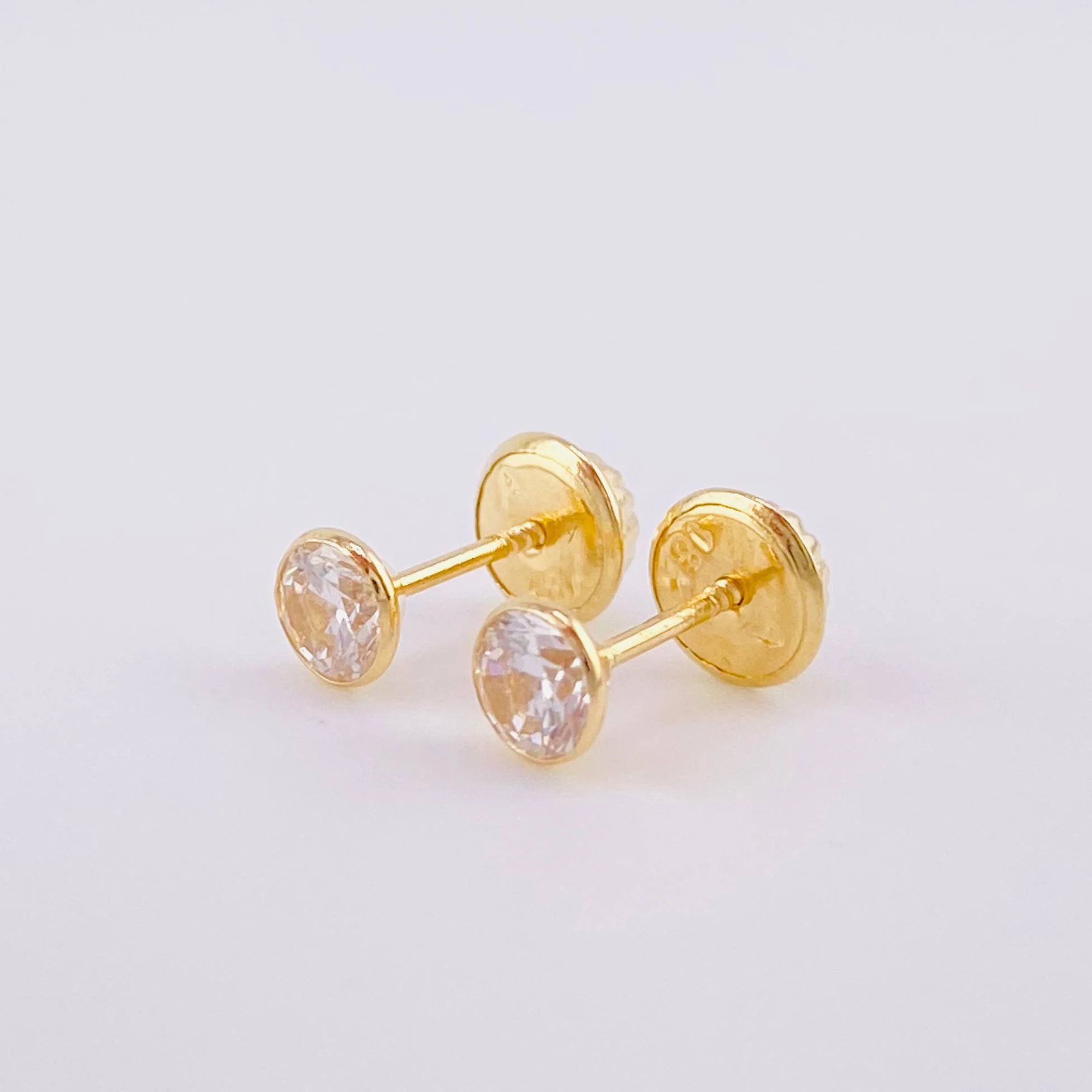 Topos Bisel 0.6g / 4.3mm Oro Amarillo 18K - Image 2