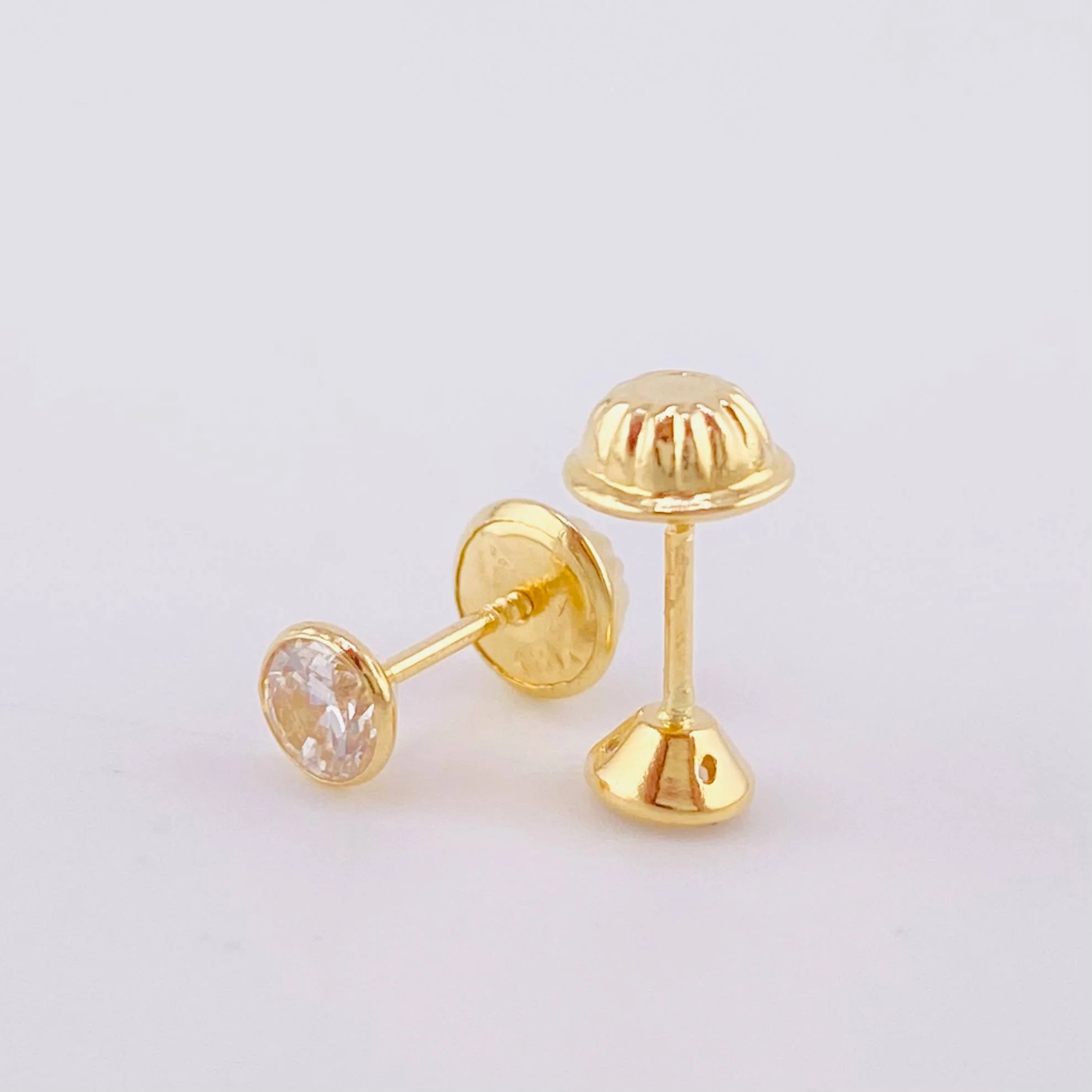 Topos Bisel 0.85g / 5.3mm Oro Amarillo 18K - Image 3