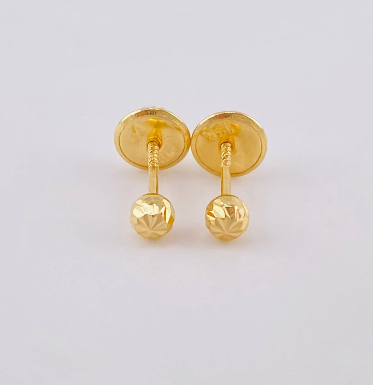 Topos Bola Diamantada 0.45 g / 4 mm Oro Amarillo 18K