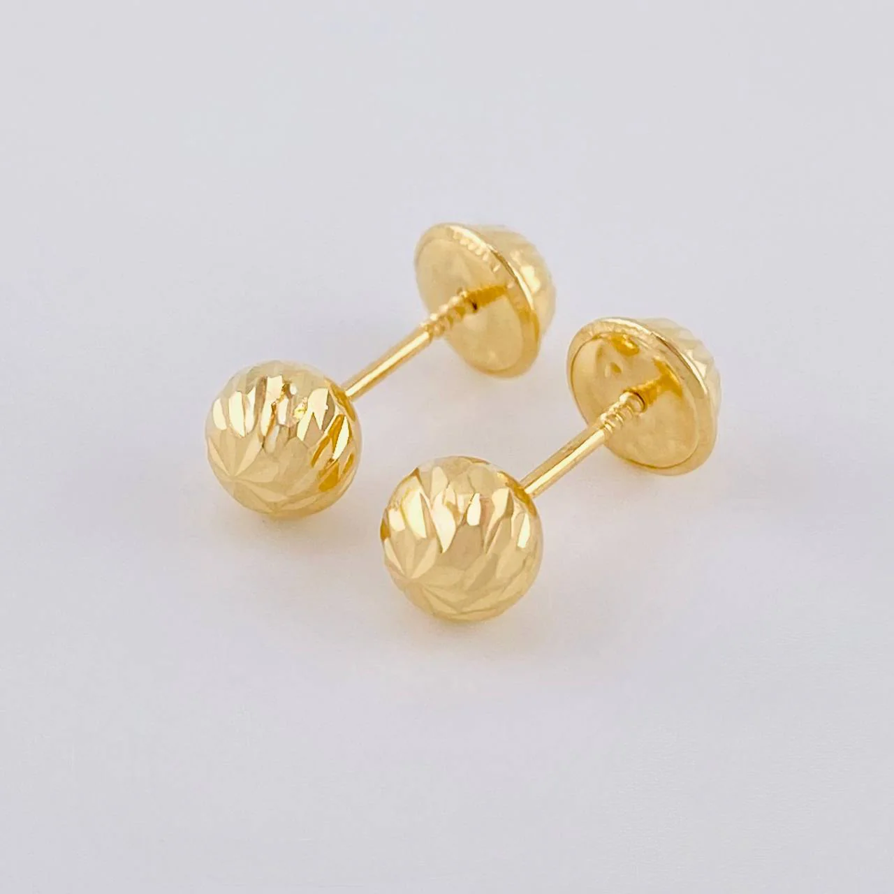 Topos Bola Diamantada 0.55 g / 5 mm Oro Amarillo 18K - Image 2
