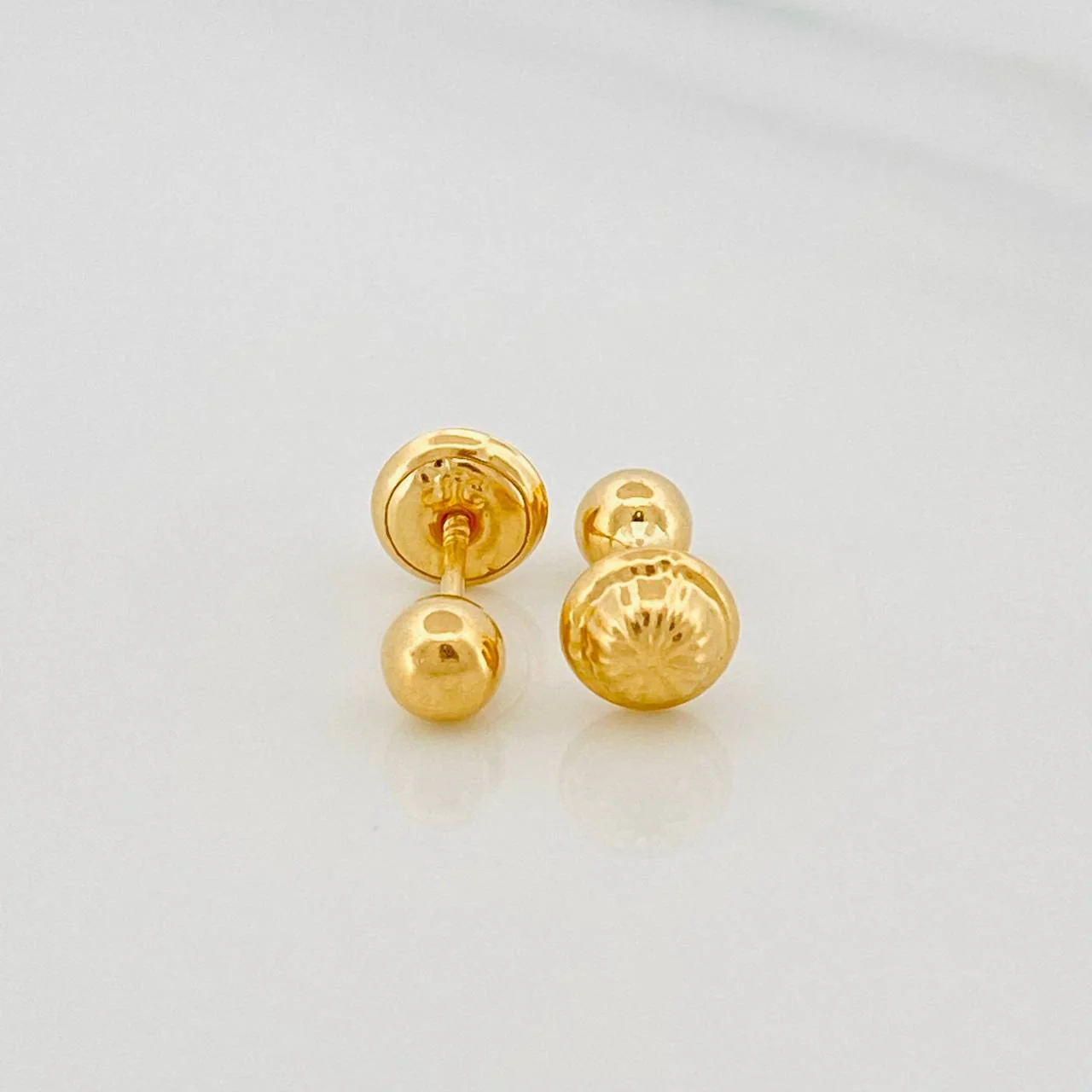 Topos Bola Lisa 0.65 g / 5 mm Oro Amarillo 18K - Image 3
