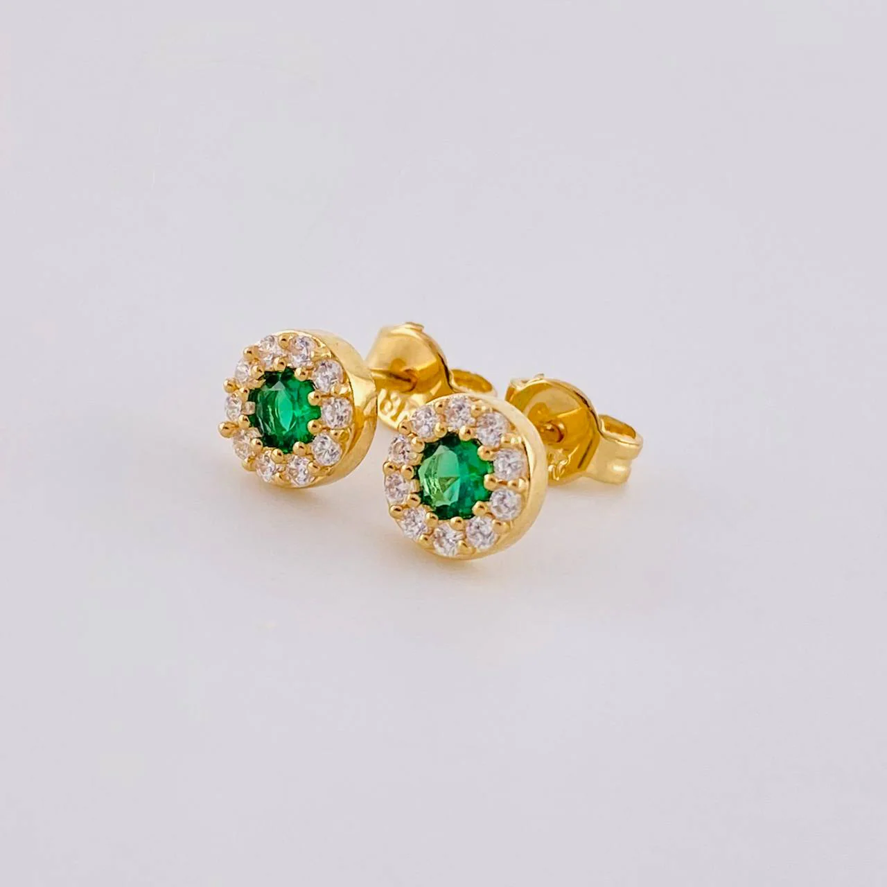 Topos Circular Tupido 1g / 5.3mm Oro Amarillo 18K - Image 3