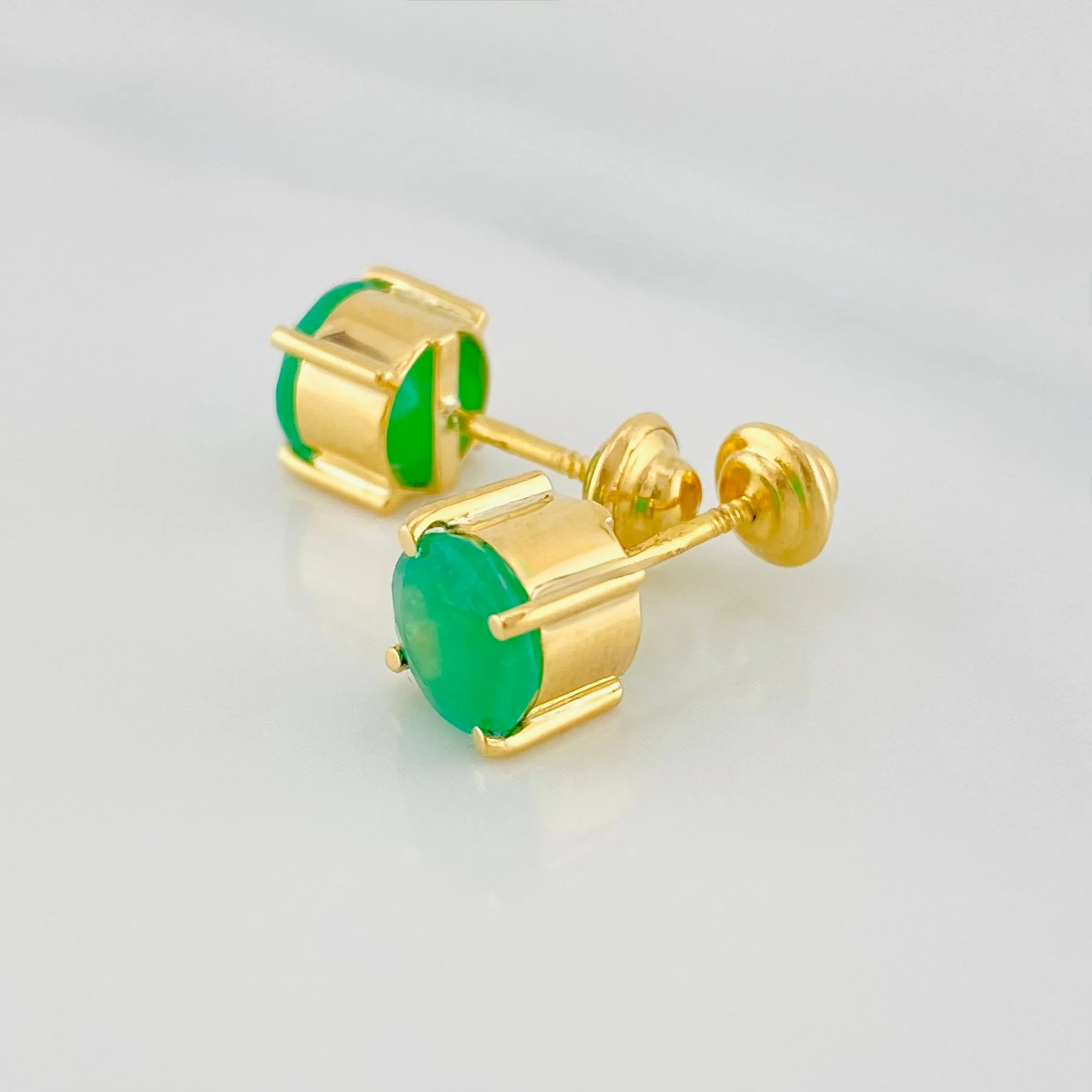 Topos Circulo Esmeraldas 1,80 Qts 1.9 g / 6.2 mm Oro Amarillo 18K - Image 3