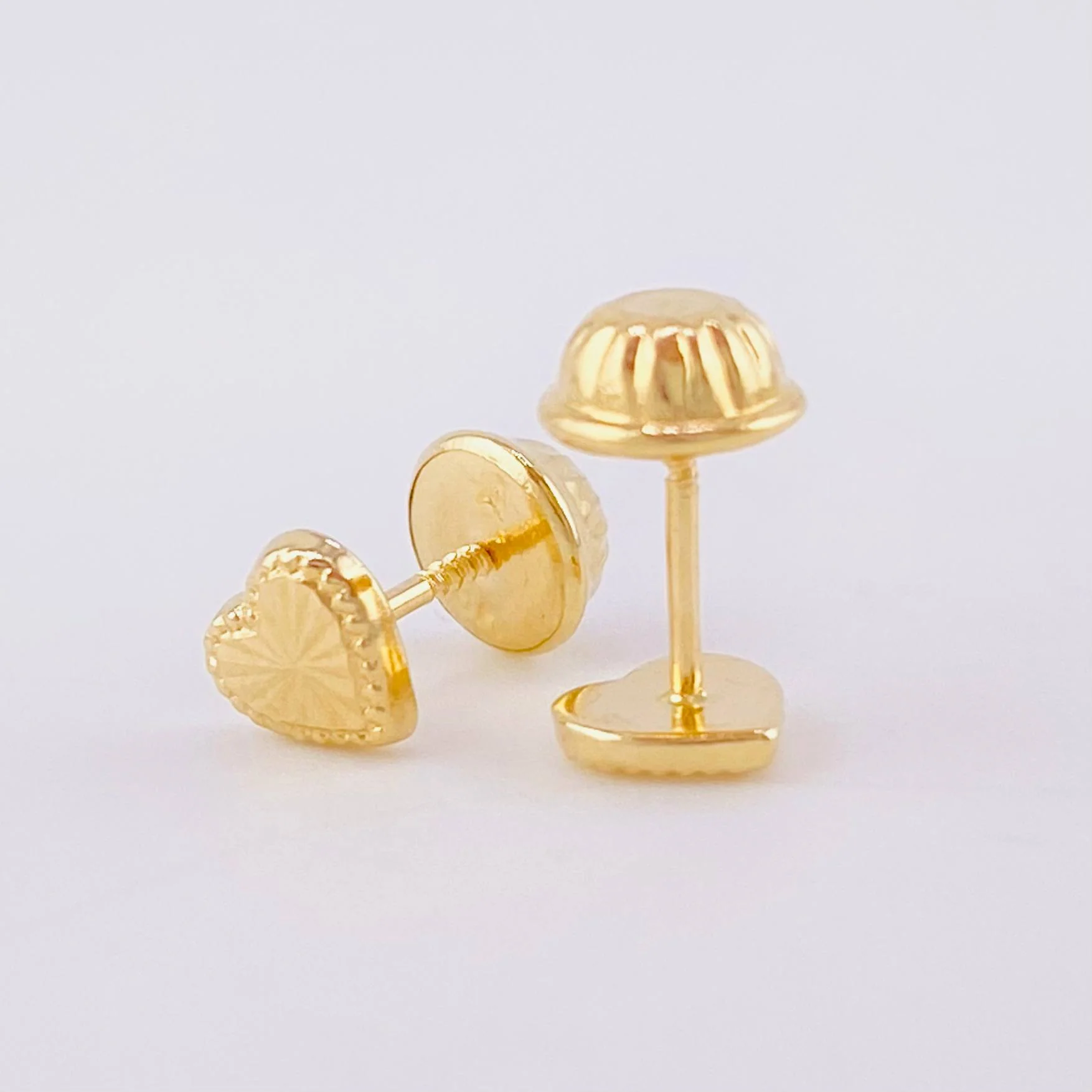 Topos Corazón Diamantado 0.45g / 4.95mm Oro Amarillo 18K - Image 3