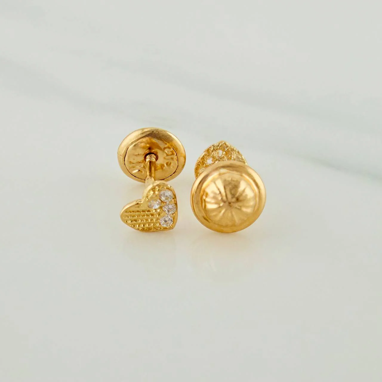 Topos Corazón Medio Destello 0.6gr / 4mm Oro Amarillo 18K & - Image 2