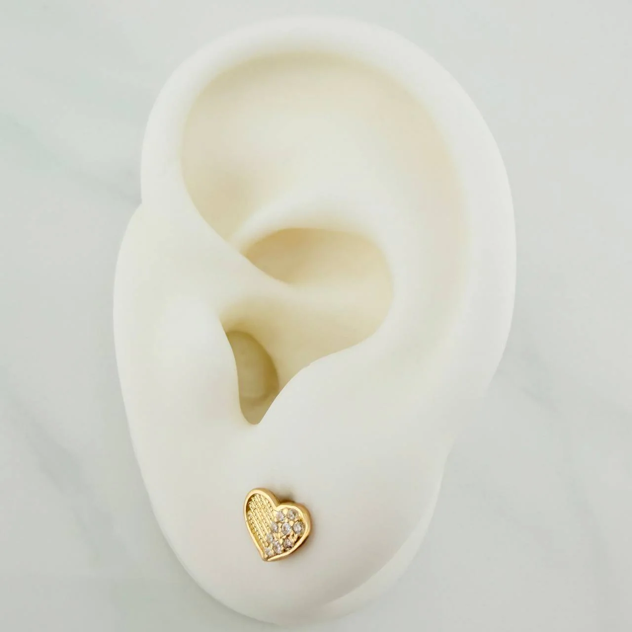 Topos Corazón Medio Destello 0.85gr / 7.16mm Oro Amarillo 18K - Image 4