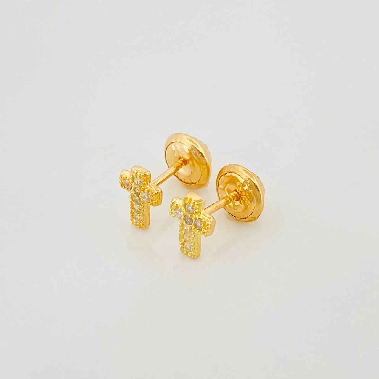 Topos Cruz 0.8 g / 3.8 mm Oro Amarillo 18K - Image 2