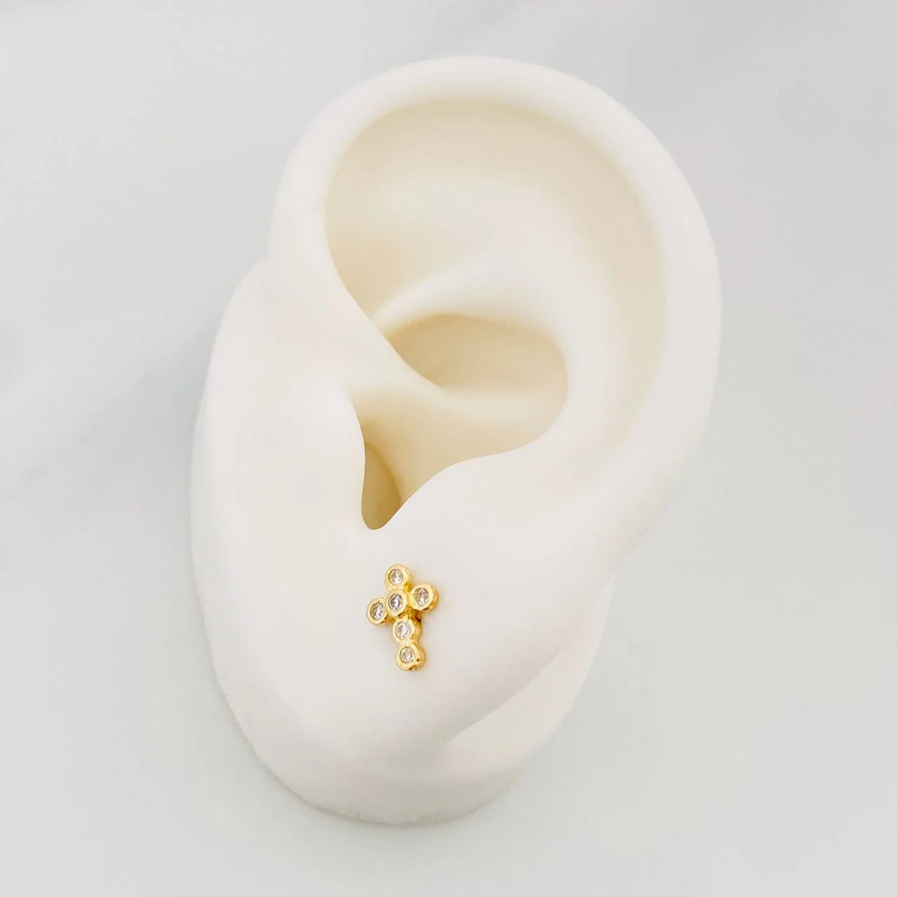 Topos Cruz Tupida 0.95 g / 6 mm Oro Amarillo 18K - Image 4
