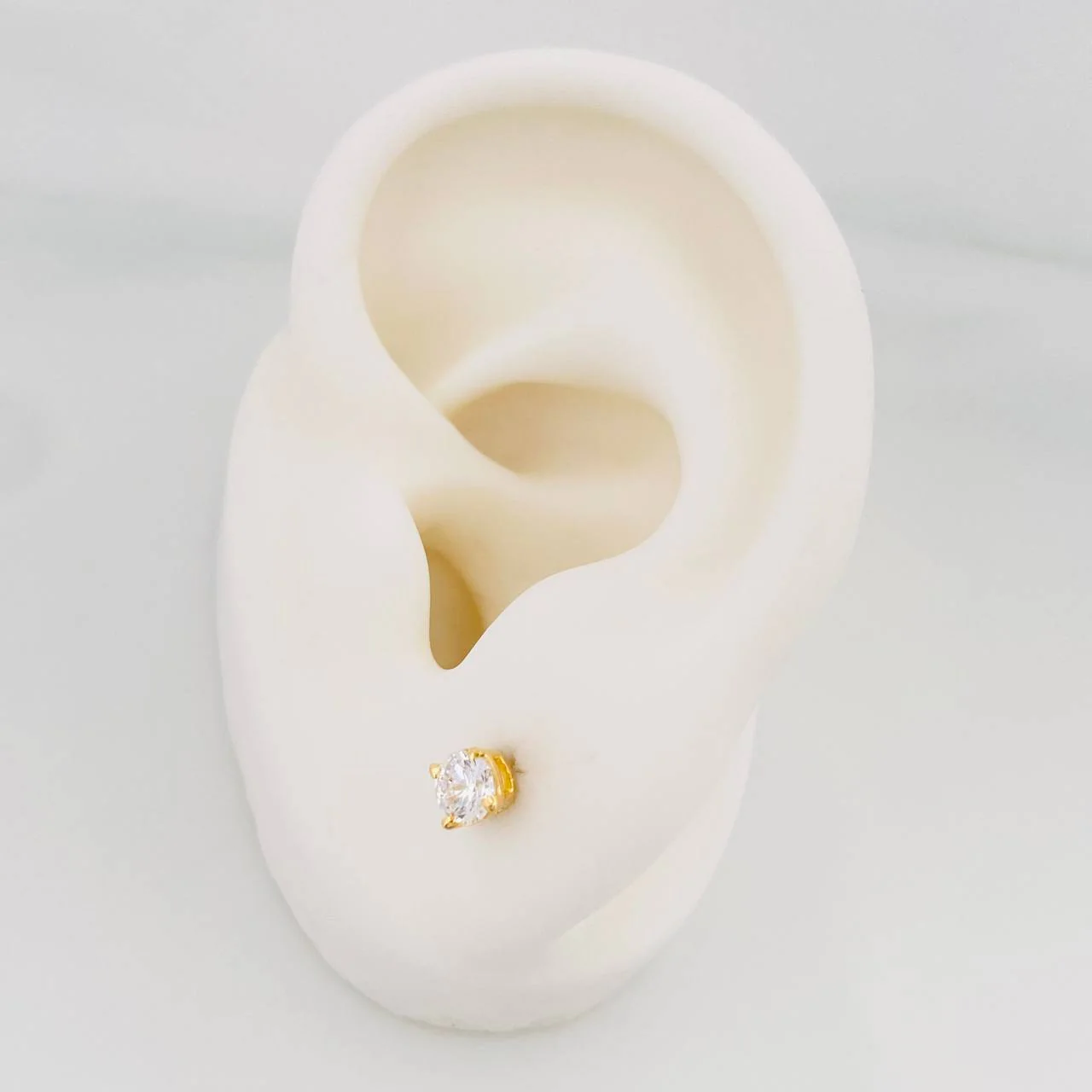 Topos Cuatro Garra 1 g / 3 mm Oro Amarillo 18K - Image 4