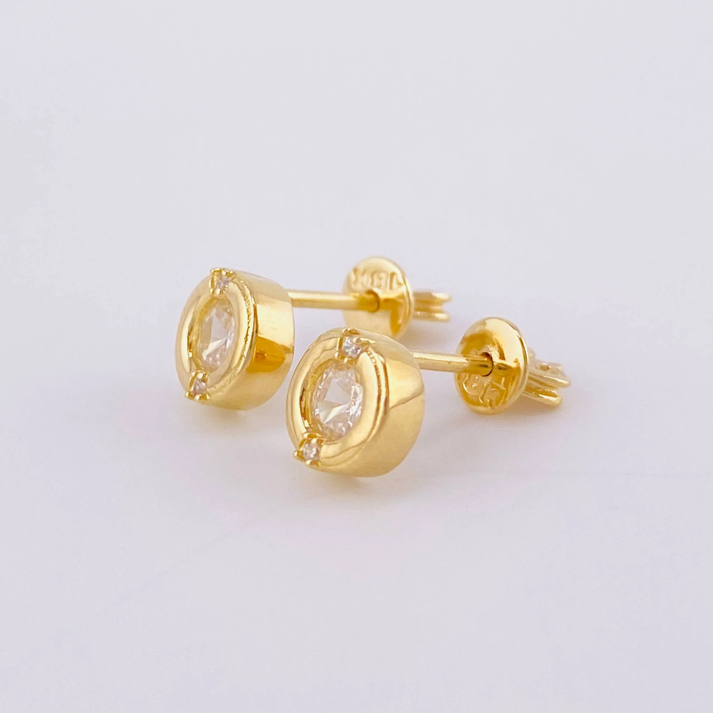 Topos Dona Bisel 2.3 g / 6.5 mm Oro Amarillo 18K - Image 2