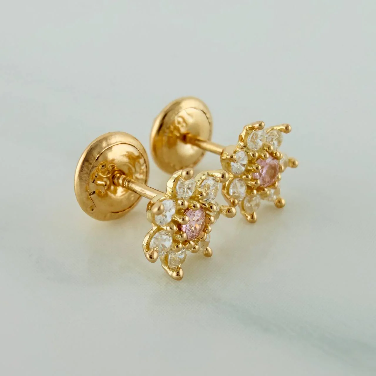 Topos Flor 0.95gr / 4mm Oro Amarillo 18K & - Image 3
