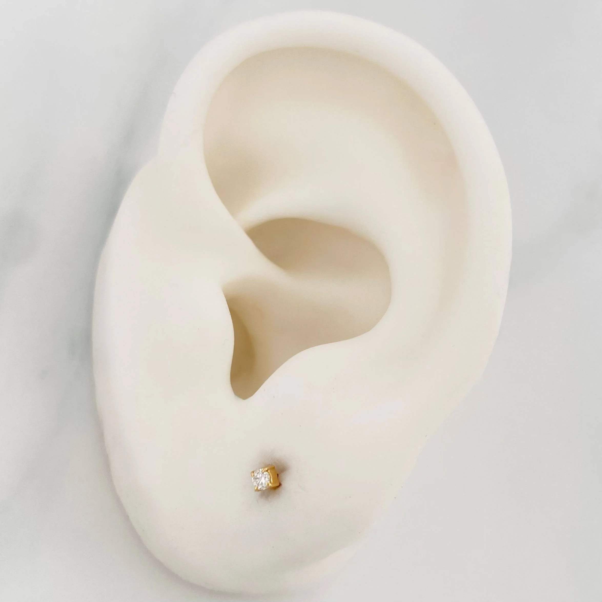 Topos Garra diamantes 0.6pts diamante 1pts Diamante 1pts 0.5g / 1.83mm Oro Amarillo 18K - Image 4