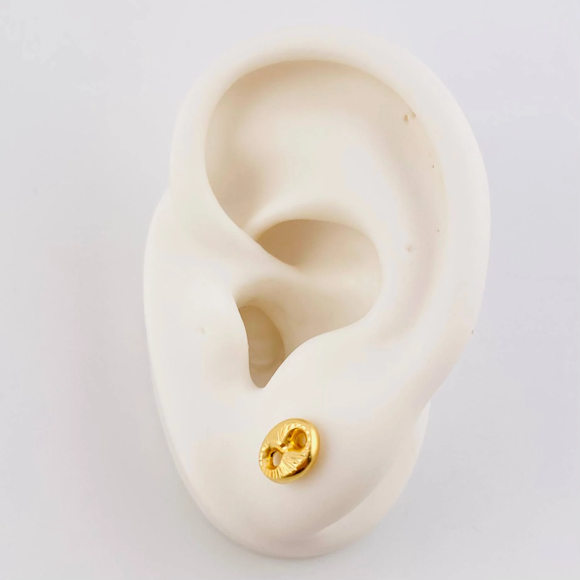 Topos GC Diamantado 0.75gr / 8mm Oro Amarillo 18K - Image 4