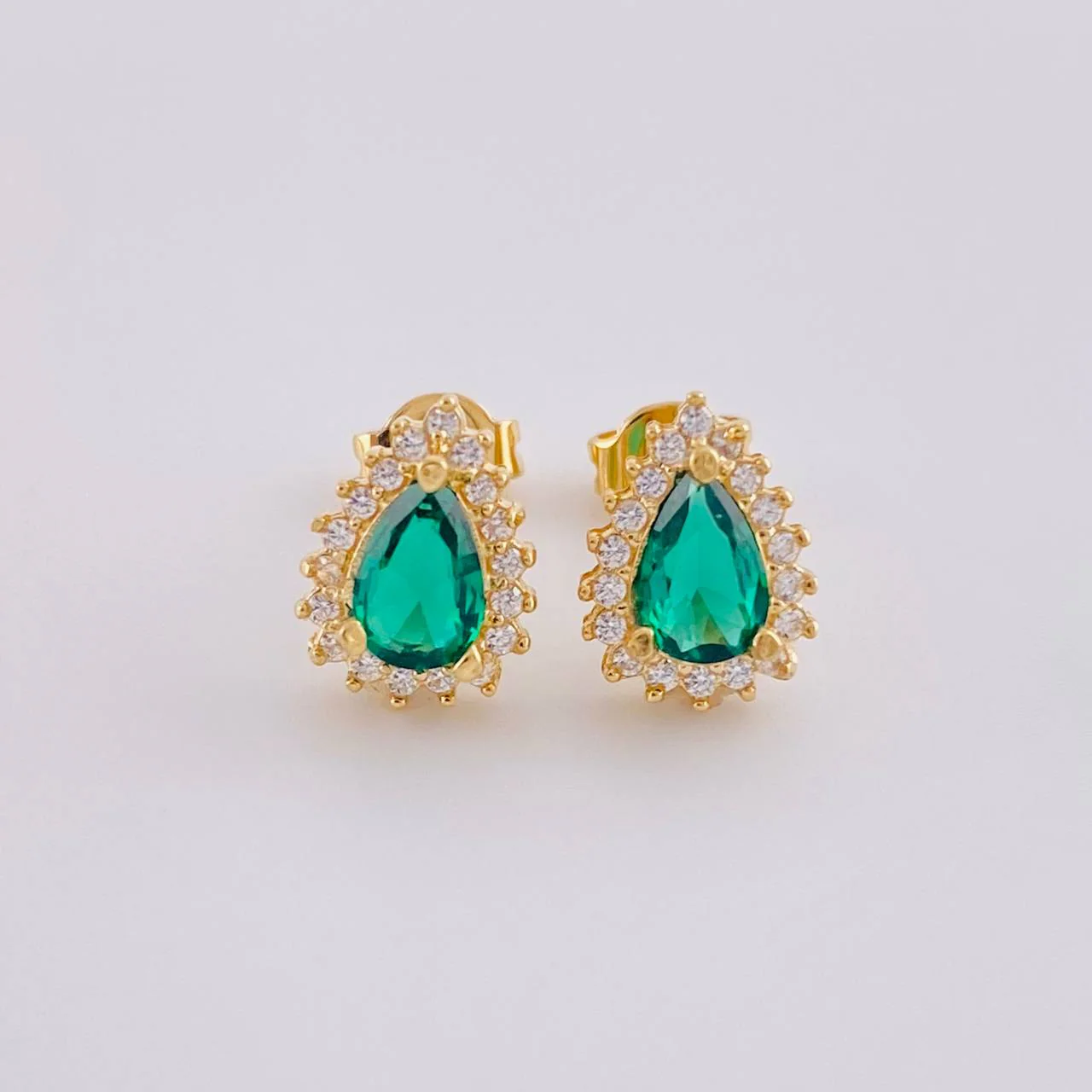 Topos Gota Halo 2 g / 7.5 mm Oro Amarillo 18K