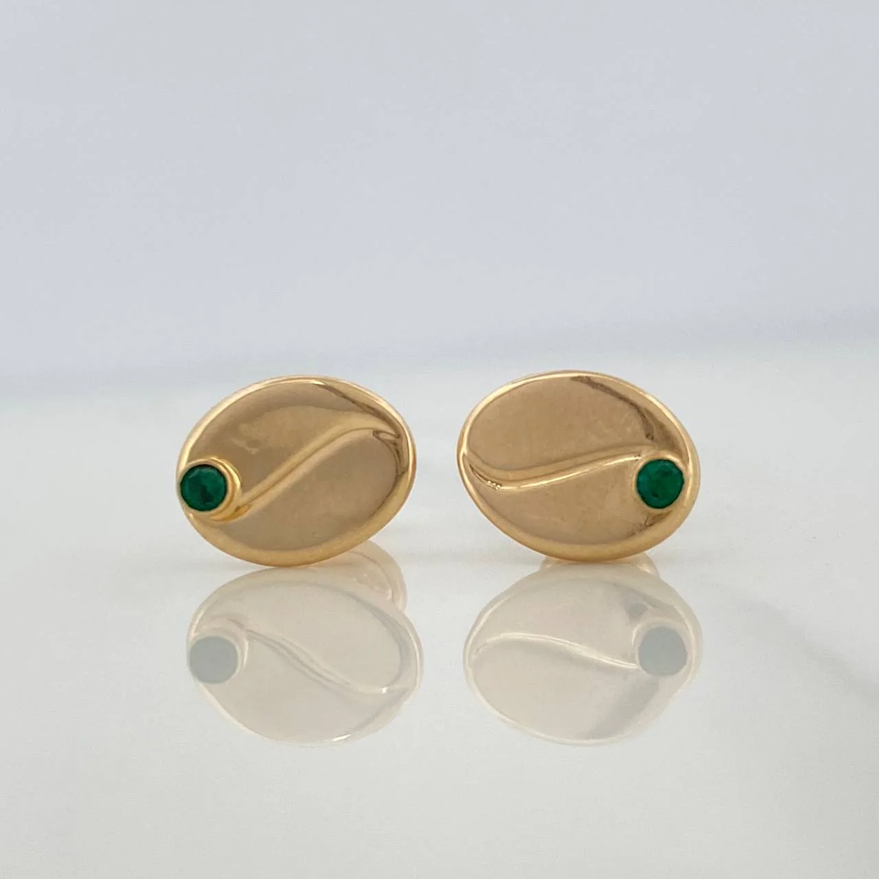 Topos Grano de Café 0.9gr / 7.5mm Oro Amarillo 18K %