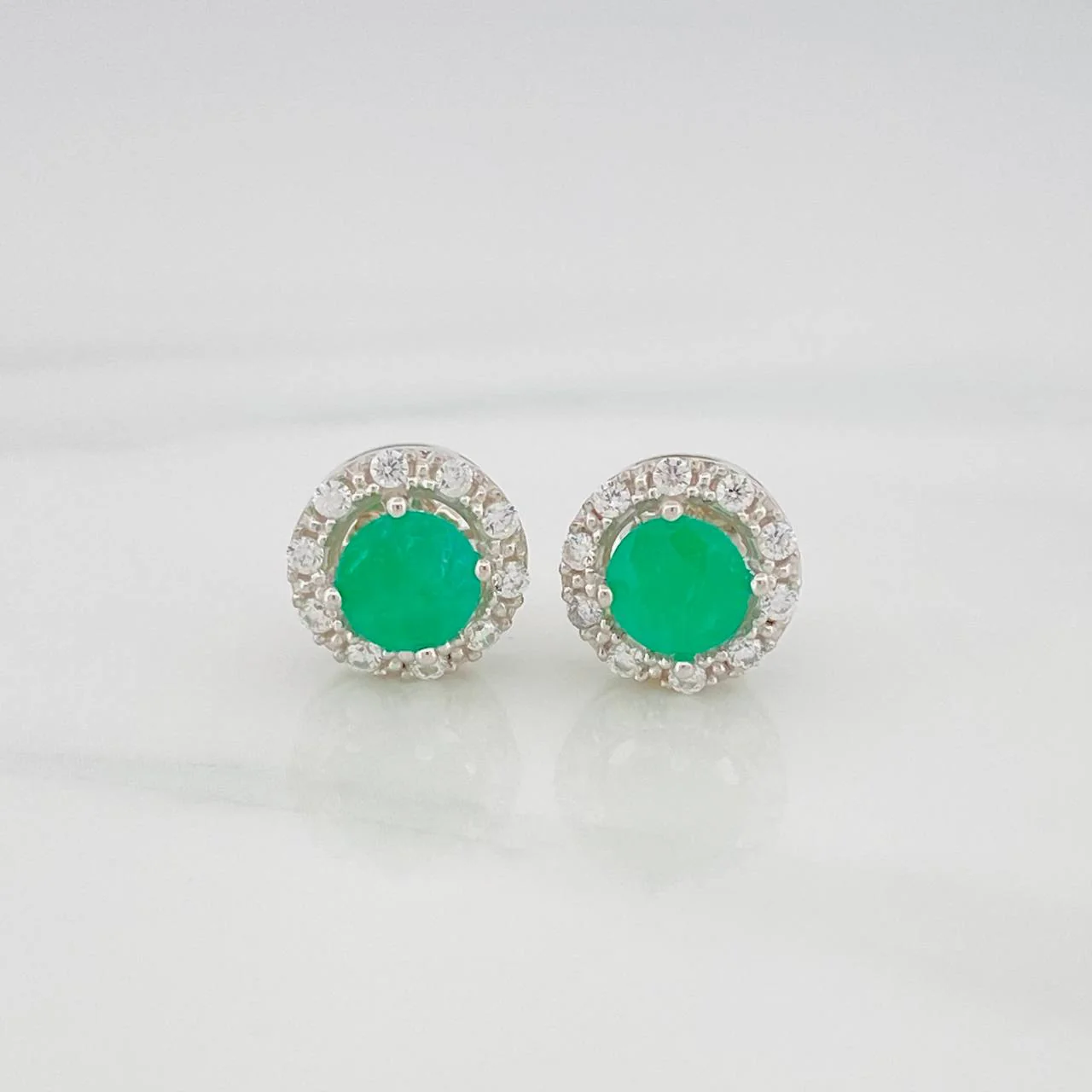Topos Halo Esmeralda 1.20 Qts 2.35 g / 9.03 mm Plata 925