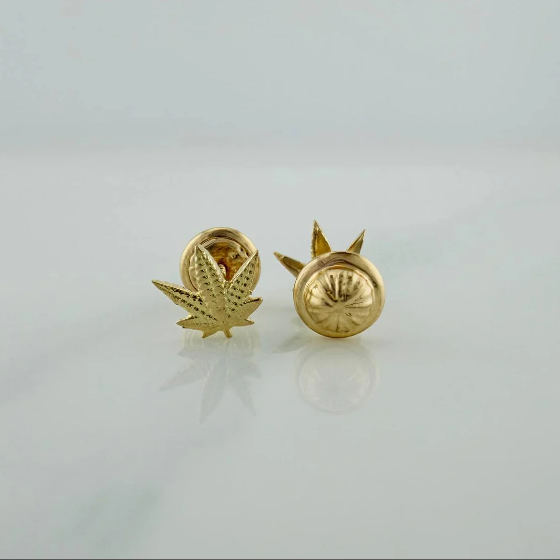Topos Hojas 0.75gr / 6.39mm Oro Amarillo 18K - Image 2