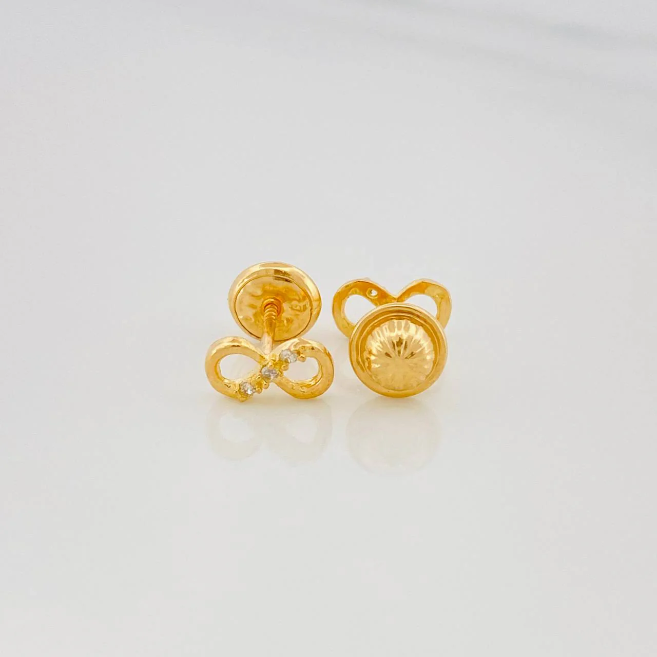Topos Infinito 0.85 g / 3.9 mm Oro Amarillo 18K - Image 3