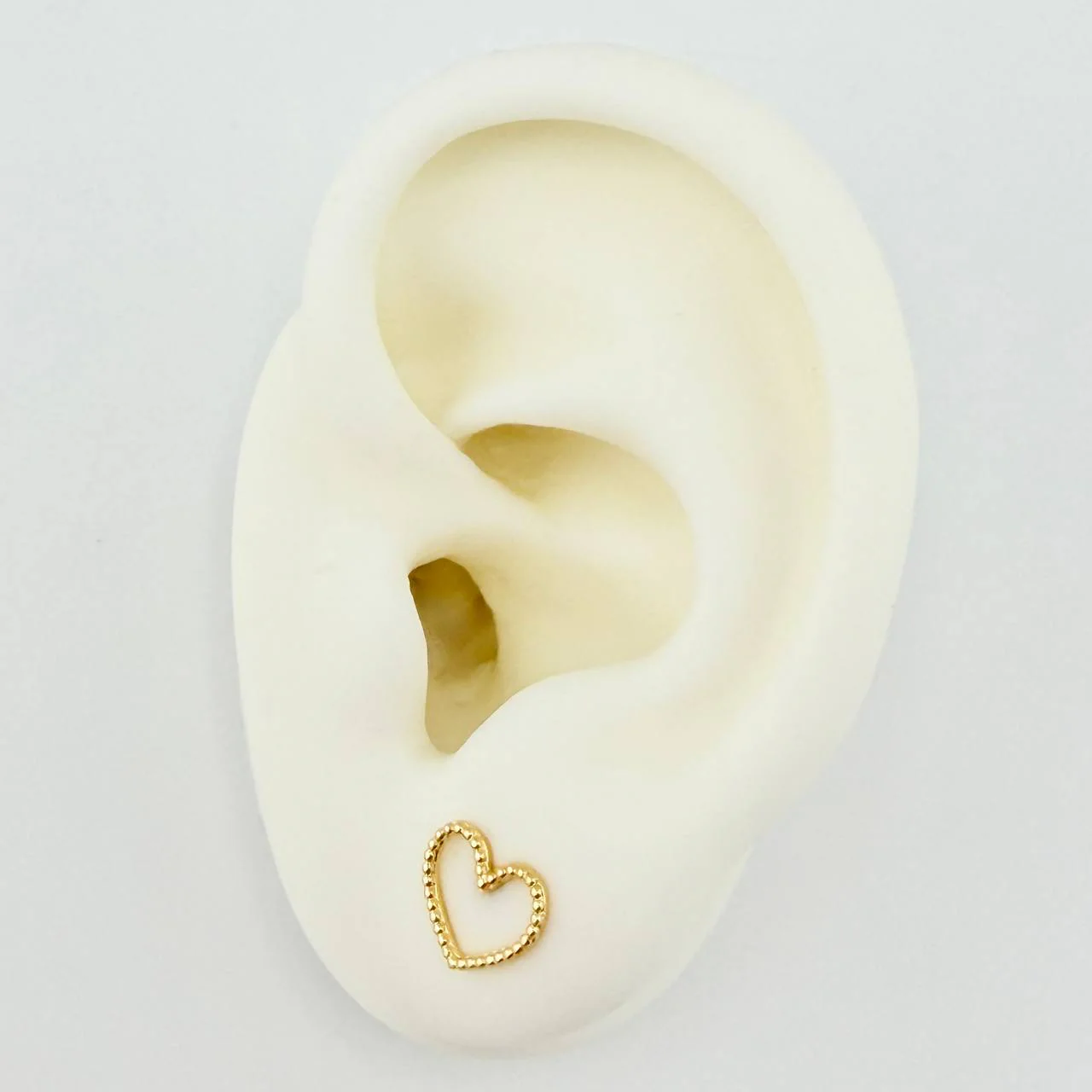 Topos Silueta Corazón Diamantado 0.8g / 8mm Oro Amarillo 18K - Image 4