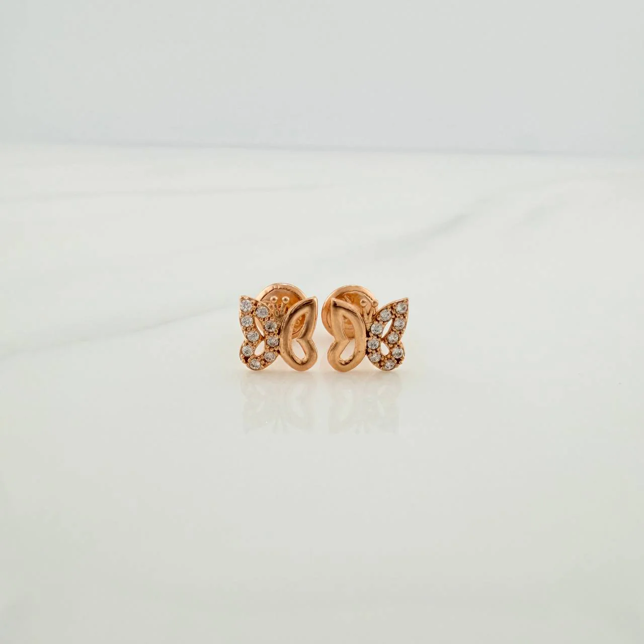 Topos Silueta Mariposa 0.9gr / 6.63mm Oro Rosa 18K