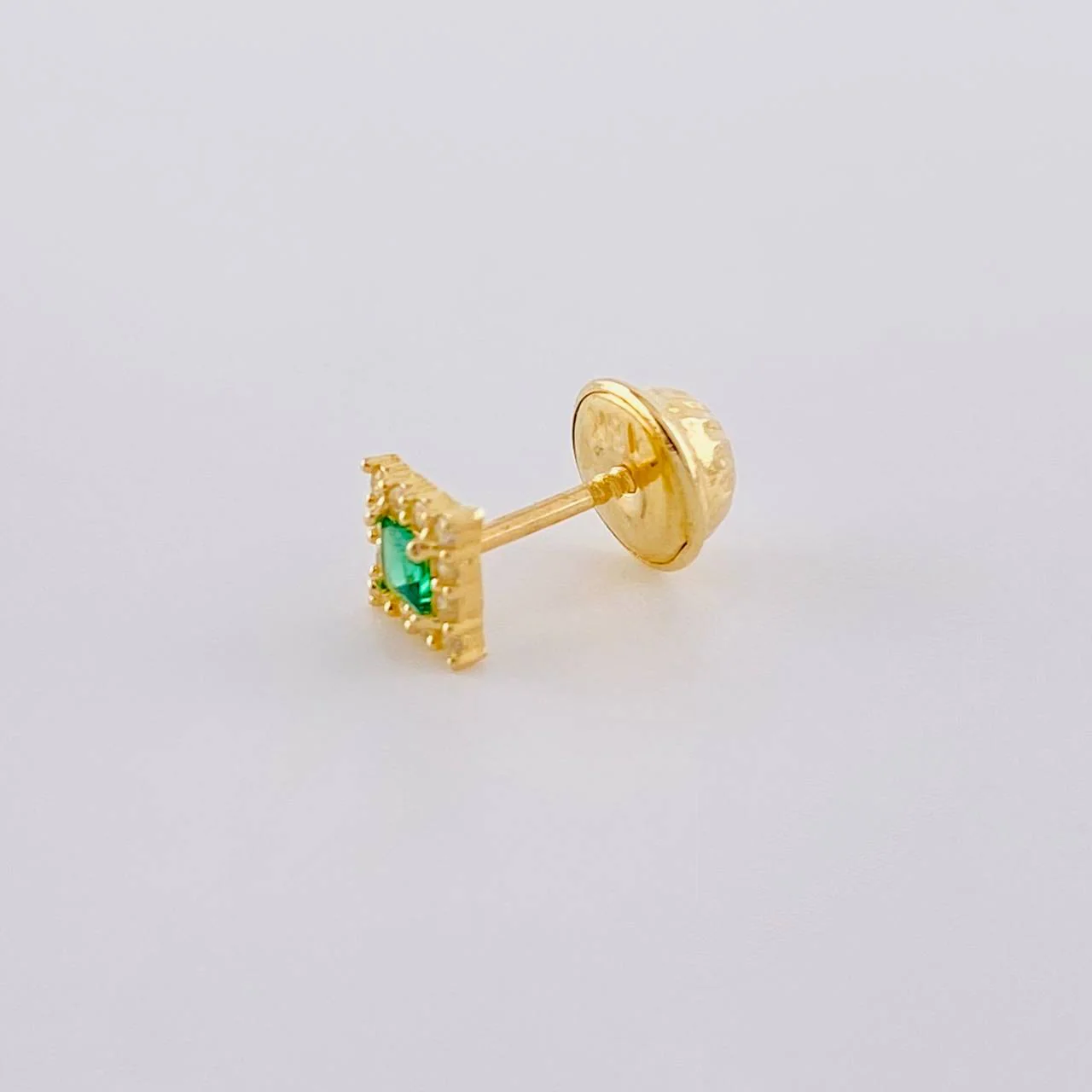 Topo Solitario Halo Cuadrado 0.3 g / 4.4 mm Oro Amarillo 18K - Image 2