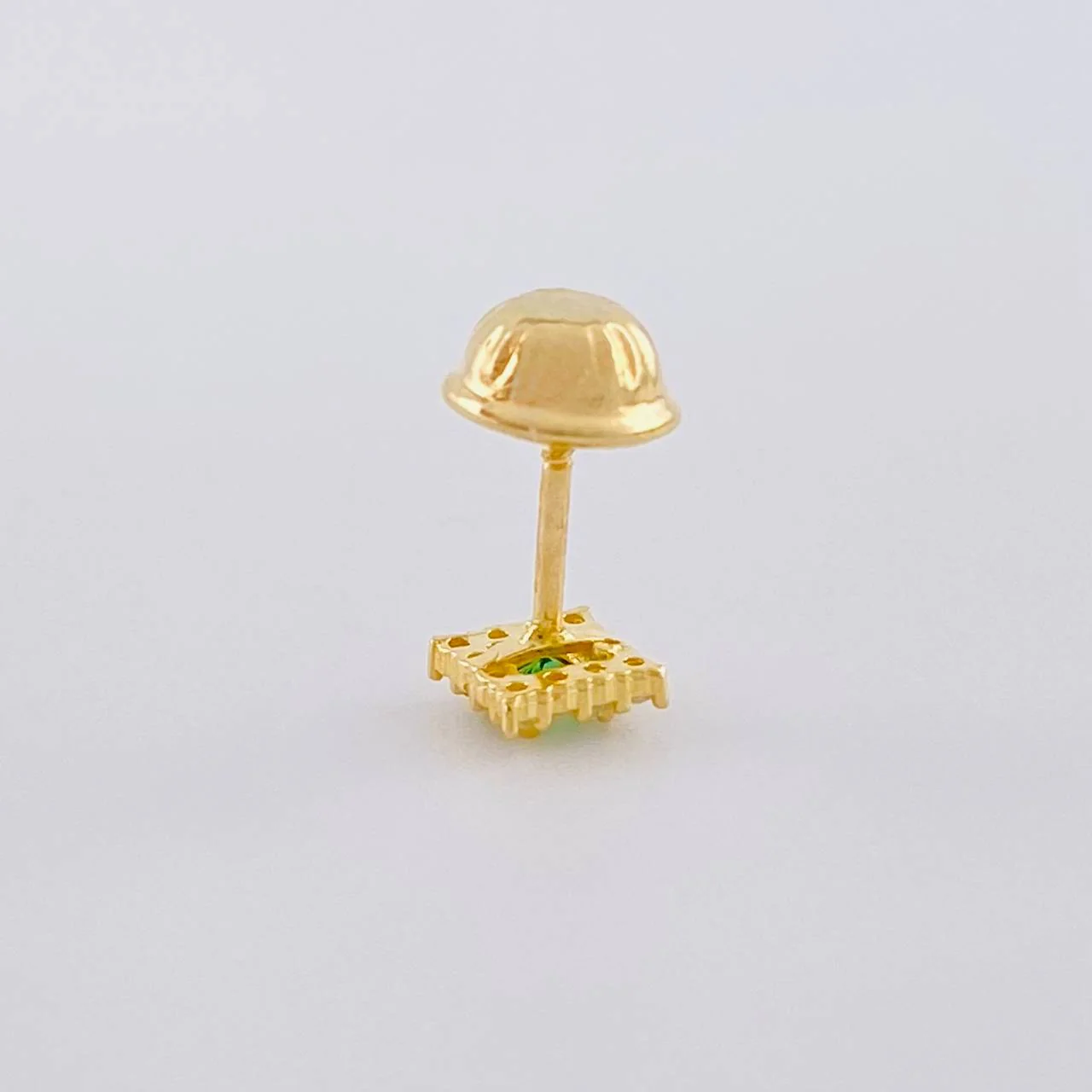 Topo Solitario Halo Cuadrado 0.3 g / 4.4 mm Oro Amarillo 18K - Image 3