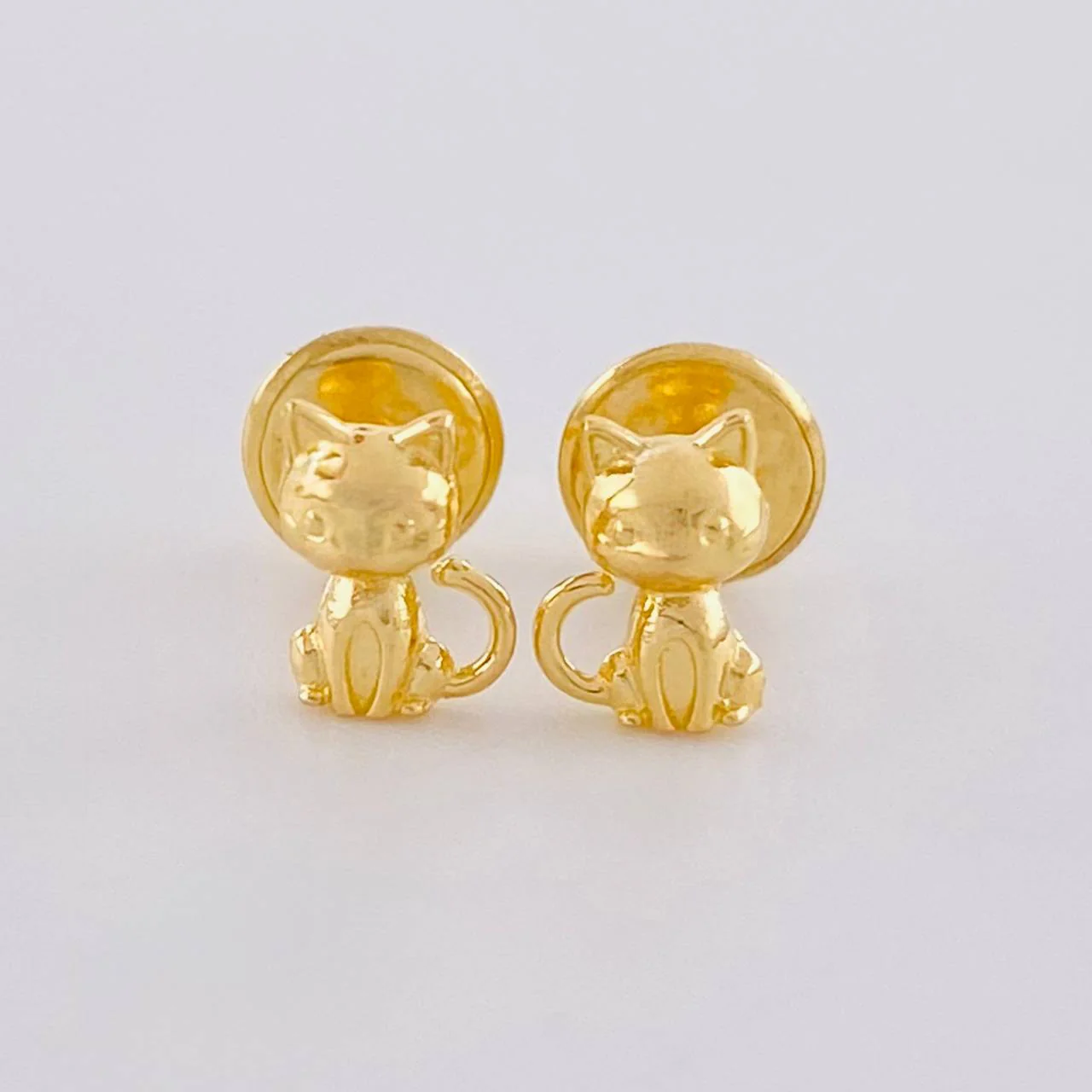 Topos Gato 0.75 g / 6.55 mm Oro Amarillo 18K