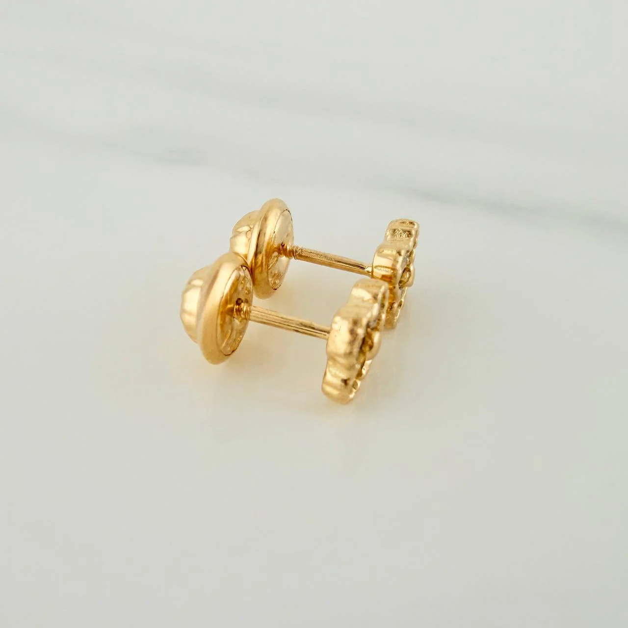 Topos Trebol 1.05gr / 5mm Oro Amarillo 18K & - Image 3
