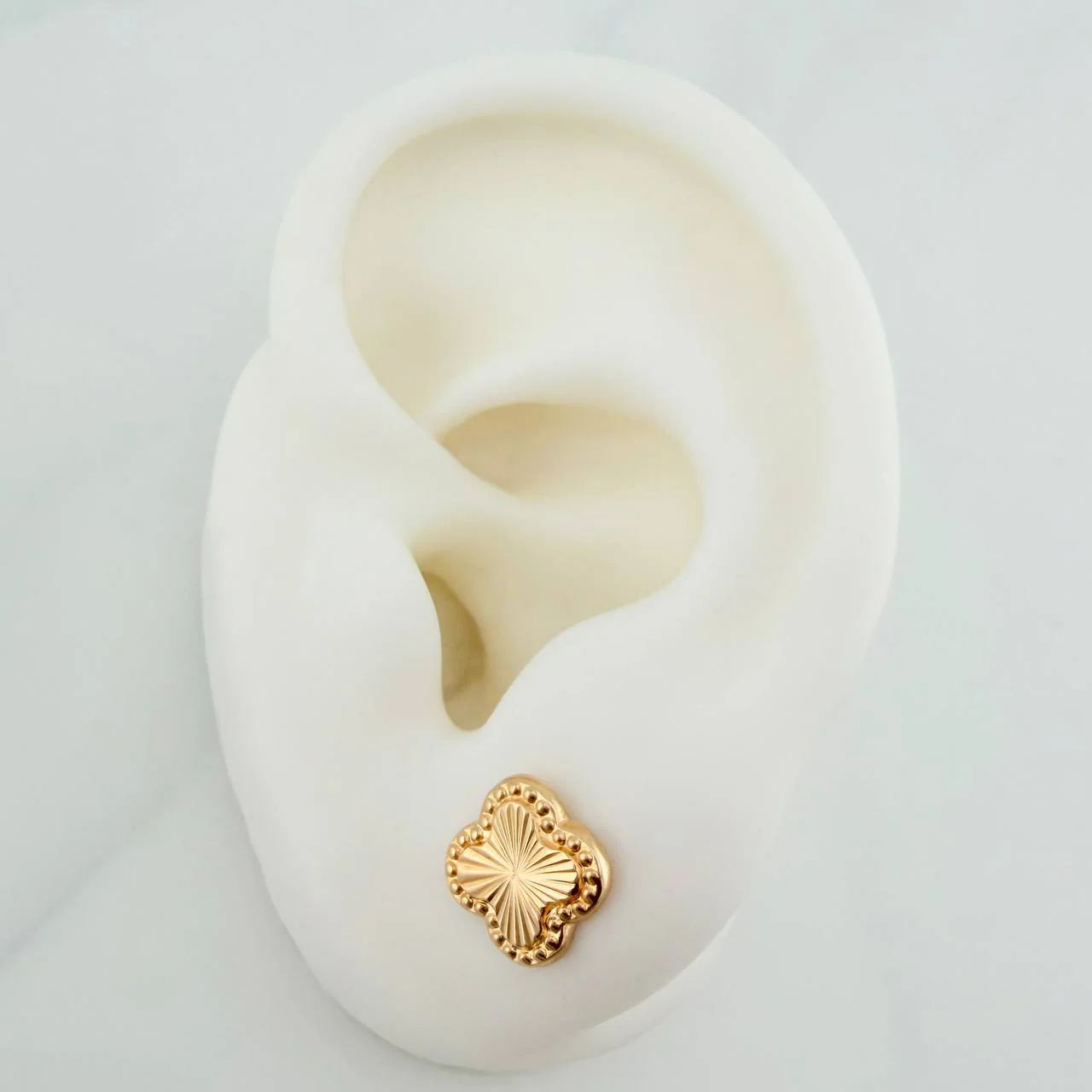 Topos Trebol 1.15gr / 5mm Oro Amarillo 18K & - Image 4