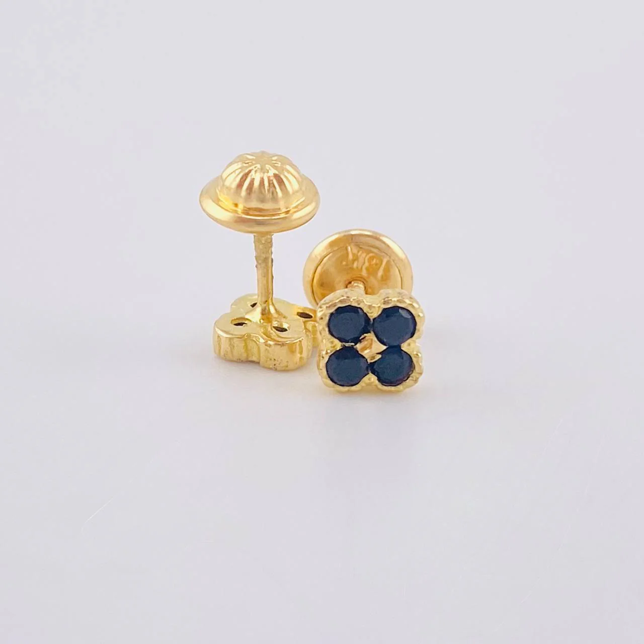 Topos Trebol 1 g / 5.1 mm Oro Amarillo 18K - Image 3
