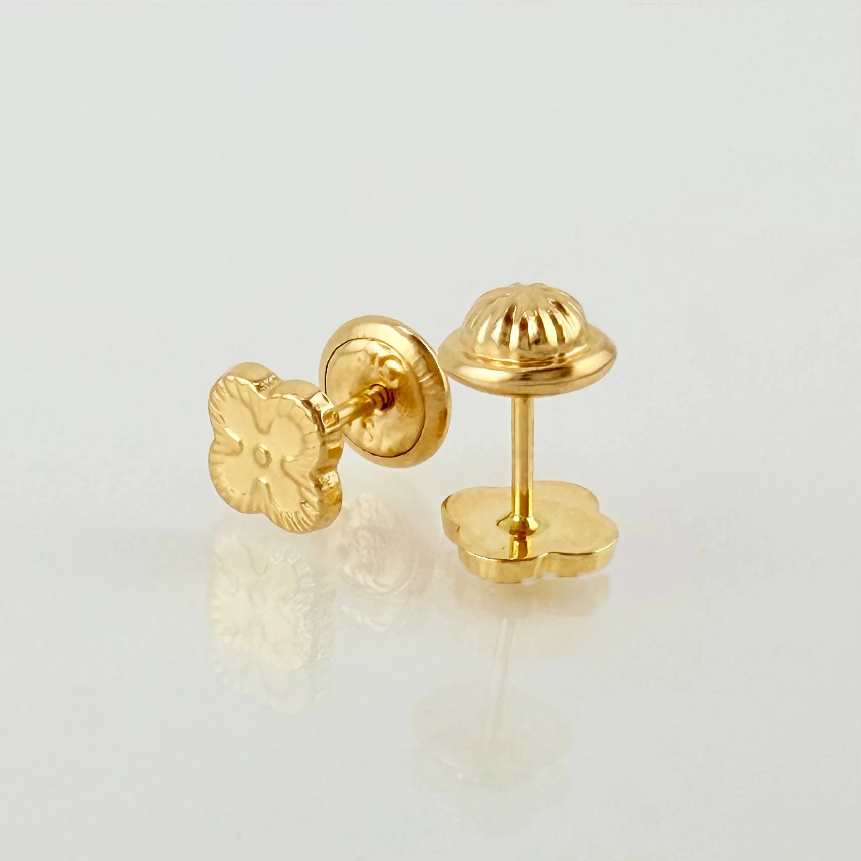Topos Trebol Dorado 0.6gr / 5.5mm Oro Amarillo 18K © - Image 3