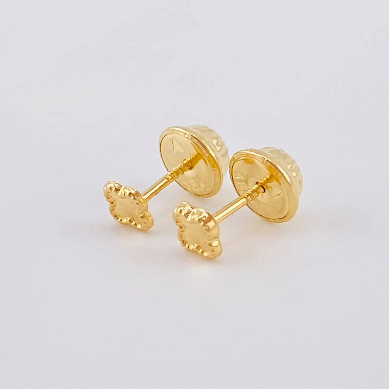 Topos Trebol Liso 0.35 g / 3,6 mm Oro Amarillo 18K - Image 3