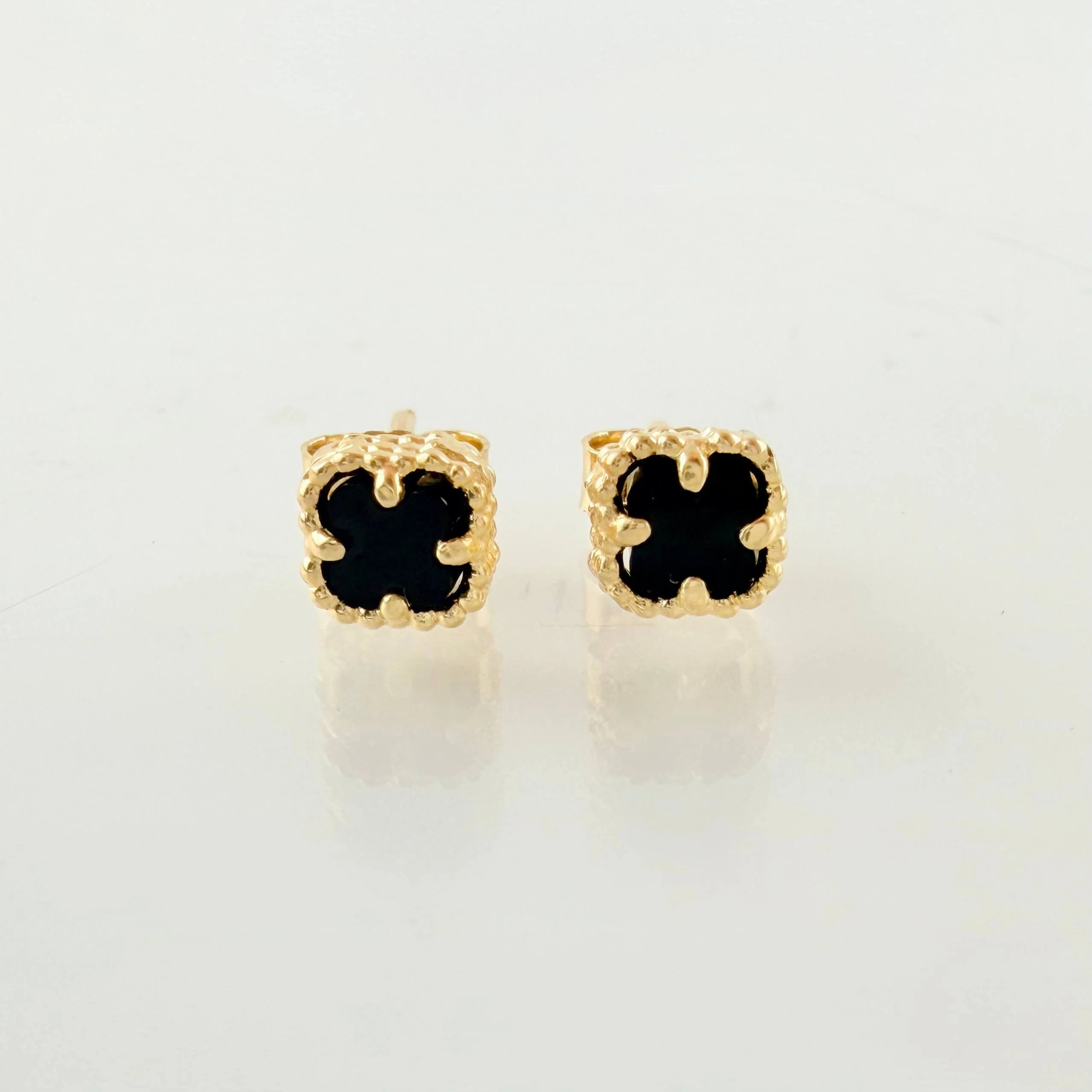 Topos Trebol Negro 1.2gr / 5mm Oro Amarillo Nac.Esp. 18K