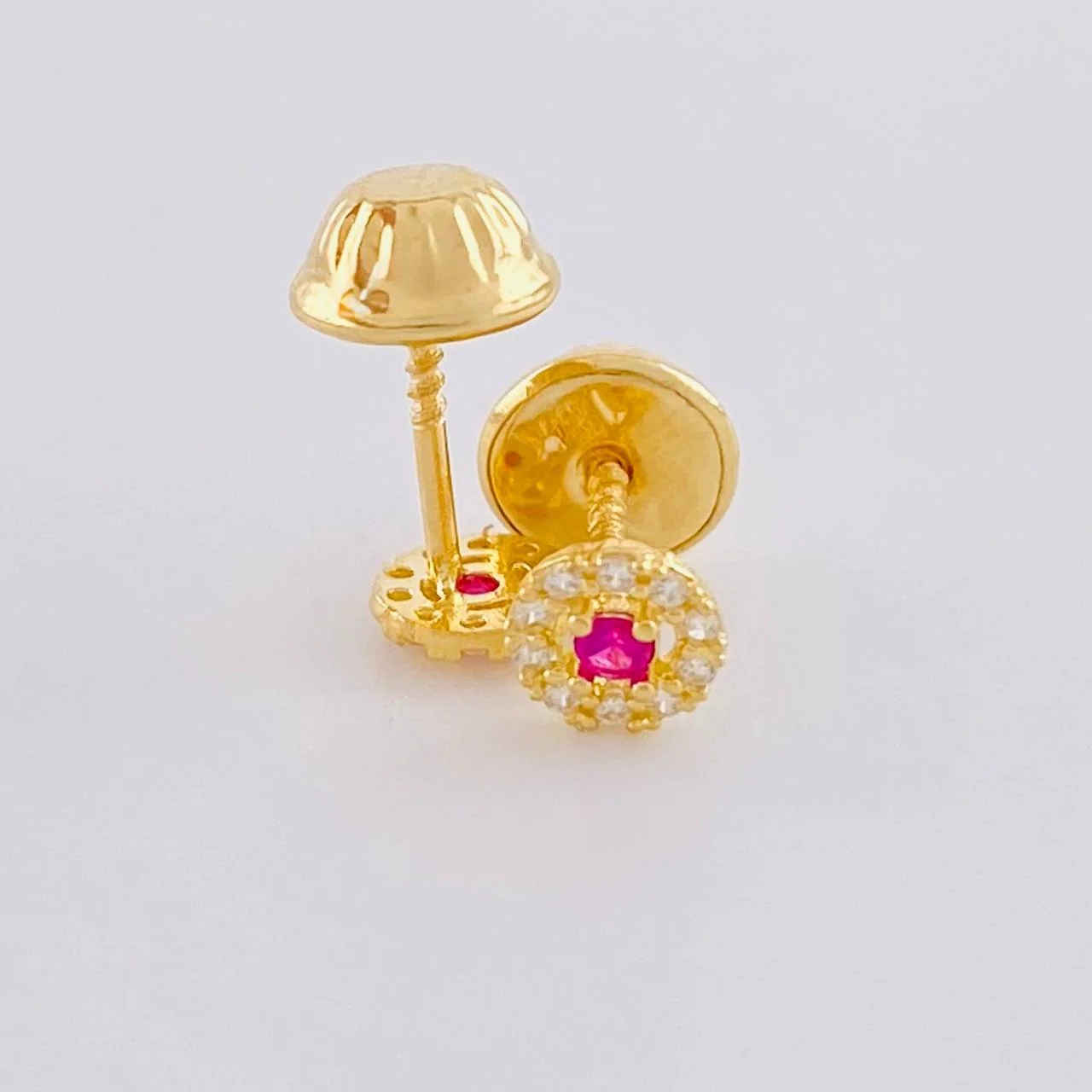 Topos Tupido Rojo 0.6 g / 8.4 mm Oro Amarillo 18K - Image 3