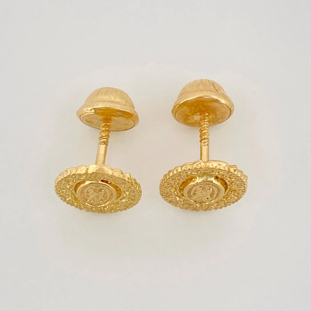 Topos Virgen Guadalupe 1.25 g / 7.4 mm Oro Amarillo 18K - Image 2