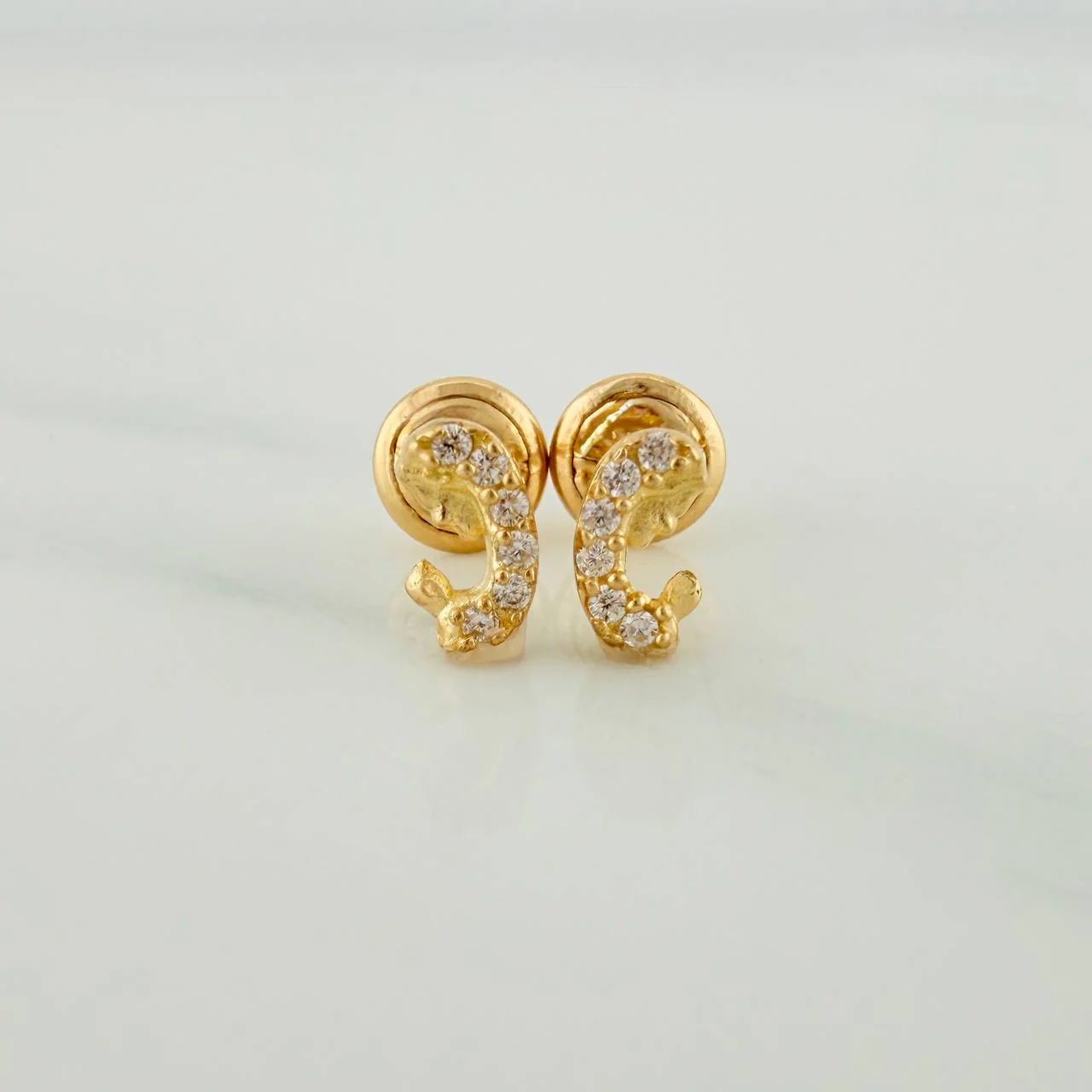Topos Virgen Maria 0.65gr / 6mm Oro Amarillo 18K