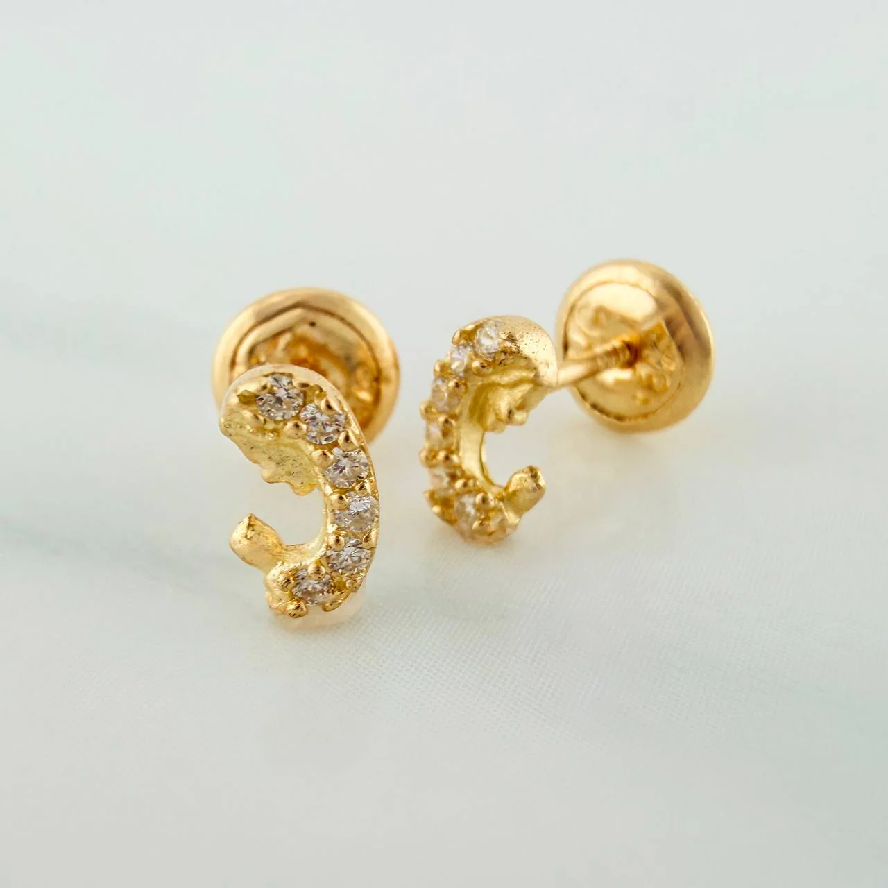 Topos Virgen Maria 0.75gr / 4.5mm Oro Amarillo 18K - Image 2