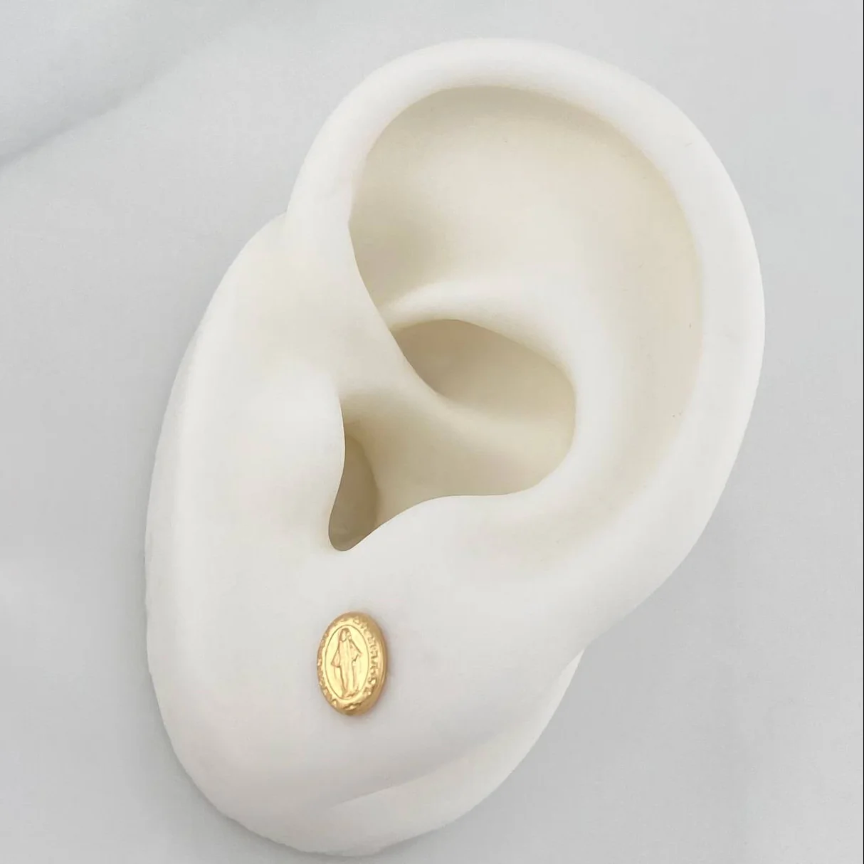 Topos Virgen Milagrosa 0.7 g / 6 mm Oro Amarillo 18K - Image 4